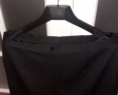 Юбка черная элегантная