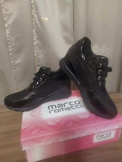 Женские ботинки