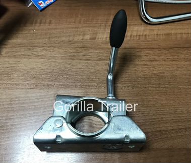 Хомут опорного колеса прицепа