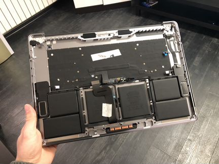 Топкейс Macbook pro 15 A1707 RUS