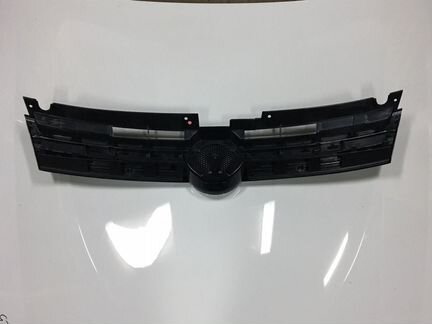 Решетка радиатора Touareg NF 2010г-2014г Туарег нф