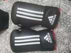 Боксерские перчатки adidas 14
