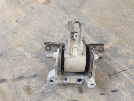 Подушка опора крепление двигателя Mitsubishi asx