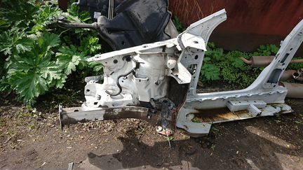 Четверть передняя Фольксваген Поло