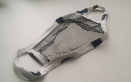 Маска из сетки прозрачная (видно лицо)