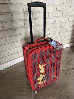 Чемодан на колесах