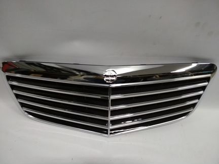 Решетка радиатора рейсталинг mercedes 211