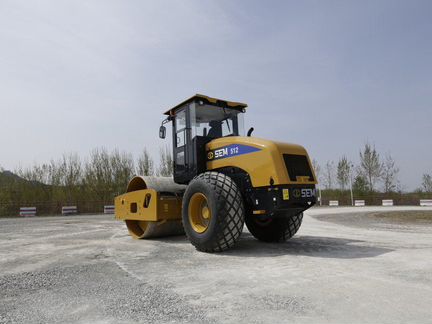 Грунтовый каток SEM 512 2020