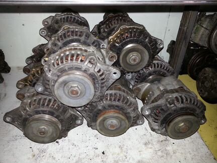 Генератор Nissan X-Trail T30 Б/У 231005M310