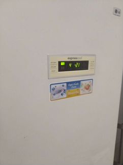 Холодильник LG