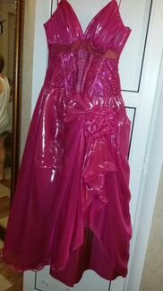 Вечернее платье