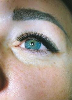 Наращивание ресниц. Ламинирование ресниц и бровей