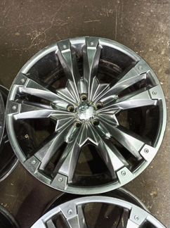 Диски бу литые R20 LU на Infiniti