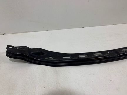 Кронштейн бампера передний Lexus Lx 570 2008-2012