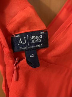 Armani платье