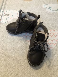 Детские ботинки Zara, 21-22. Натуральная кожа/мех