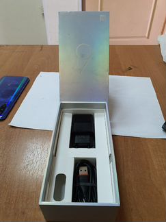 Xiaomi MI9 6/64GB blue EU