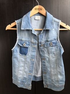 Джинсовая жилетка