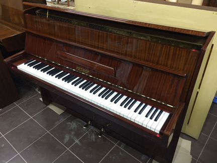 Пианино petrof