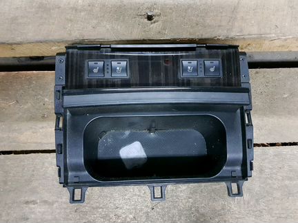 Подстаканник 1A8H7001G Lexus GS 12-16г