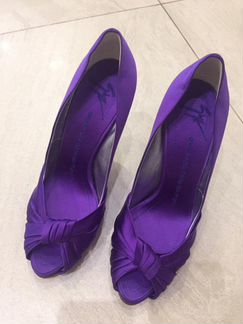 Новые женские туфли брендовые