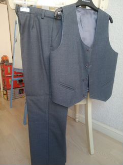 Школьный костюм