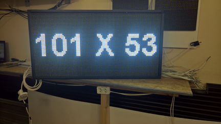 Бегущая строка 101 x 53 см. белая. Новая