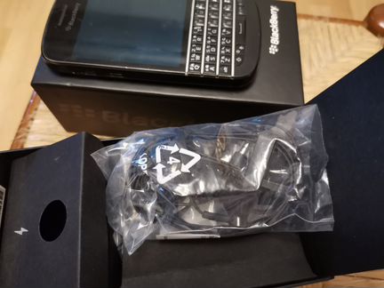 Смартфон blackberry Q10