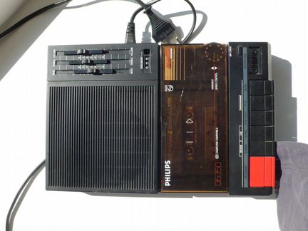 Кассетный магнитофон Philips D6350