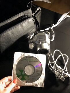 Компактный фотоаппарат