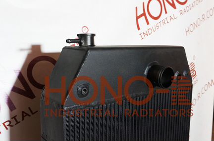 Радиатор охлаждения двигателя caterpillar С4.4