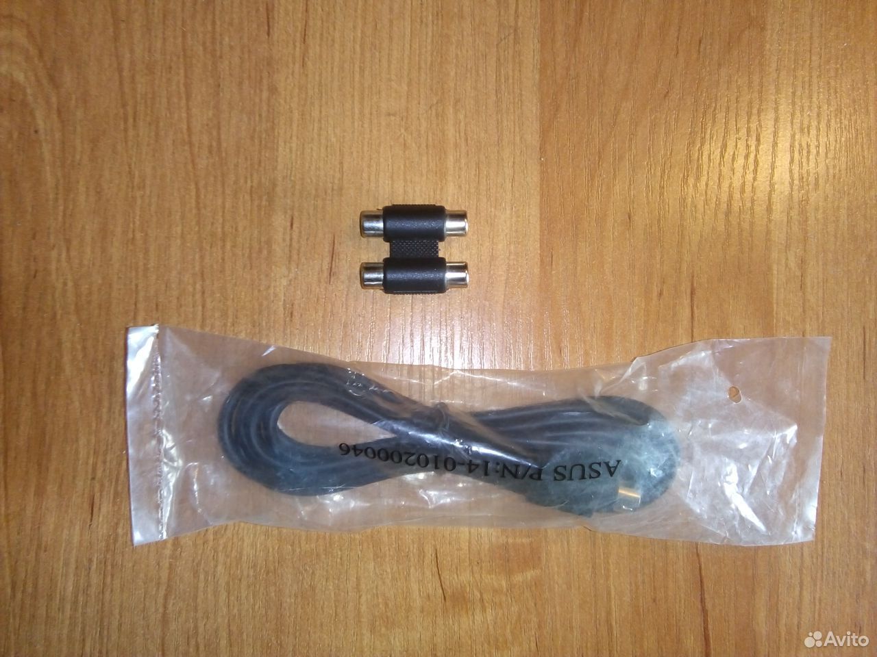 Кабель S-Video, VGA-Out, RCA, фотоаппараты