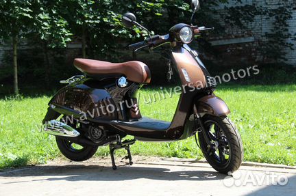 Скутер Vespa 946 - 2 Replica 150cc (50)