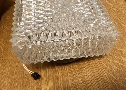 Светильник