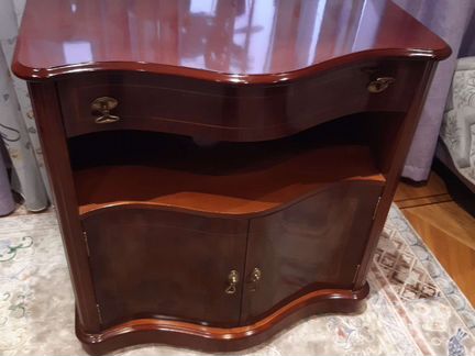 Тумба под телевизор