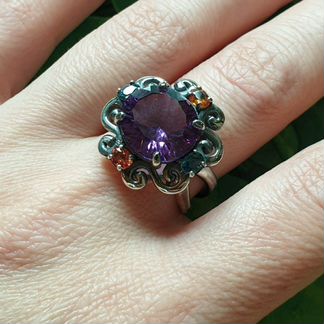 Серебряное кольцо с аметистом