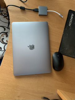 Macbook air 2020 i3