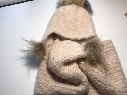 Шапка с ушками и снуд