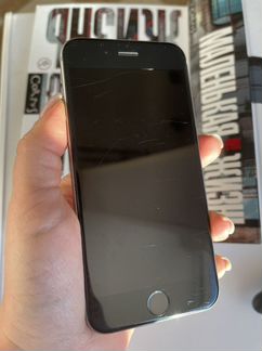 Телефон iPhone 6s