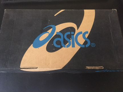 Шиповки asics