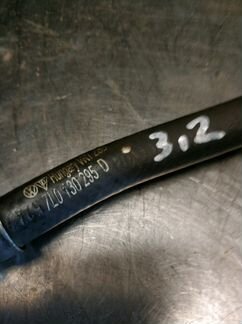 Шланг топливной рампы 3.2 4.2 VW Туарег 2003-2010г