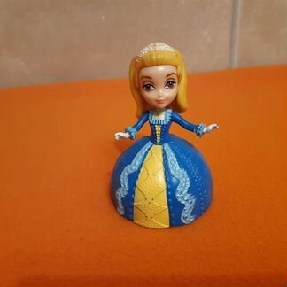 Фигурки из Макдоналдса и Мини-кукла Эмбер, Mattel