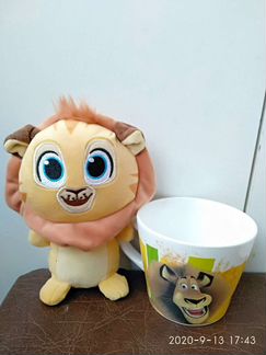 Игрушка в кружке лев Алекс