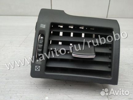 Дефлектор правый Infiniti M35X Y50 VQ35 2006