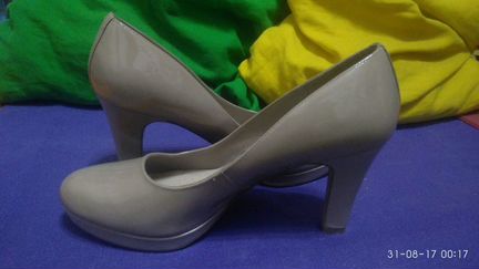 Кожаные туфли лодочки Clarks Narrative