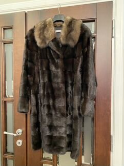 Шуба из норки с воротником из соболя Sagitta