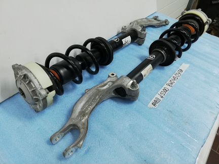 Амортизатор в сборе Ауди A4 B9 8W0413031BA