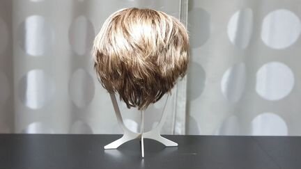 Парик женский