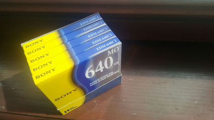 Магнитооптический диск sony MO 640 Mb