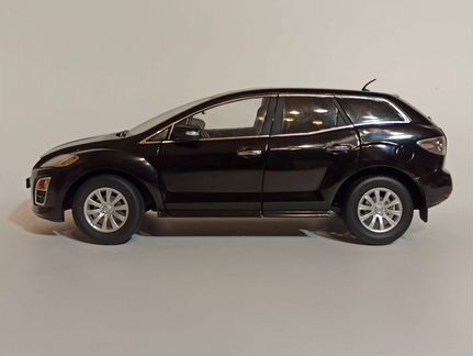 Mazda CX-7 2011 Black 1:18 Paudi